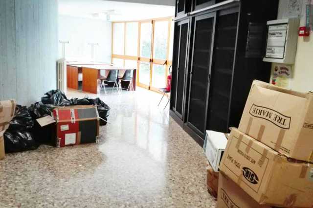 Japigia, l�impiegata va in pensione: chiude l'unica biblioteca di quartiere di Bari 